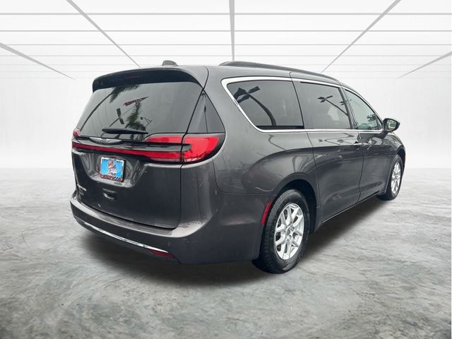 2022 Chrysler Pacifica Touring-L