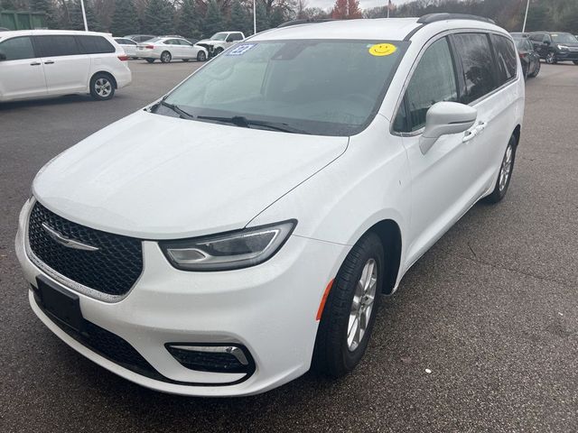 2022 Chrysler Pacifica Touring-L