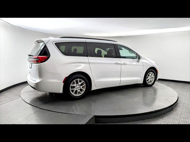 2022 Chrysler Pacifica Touring-L