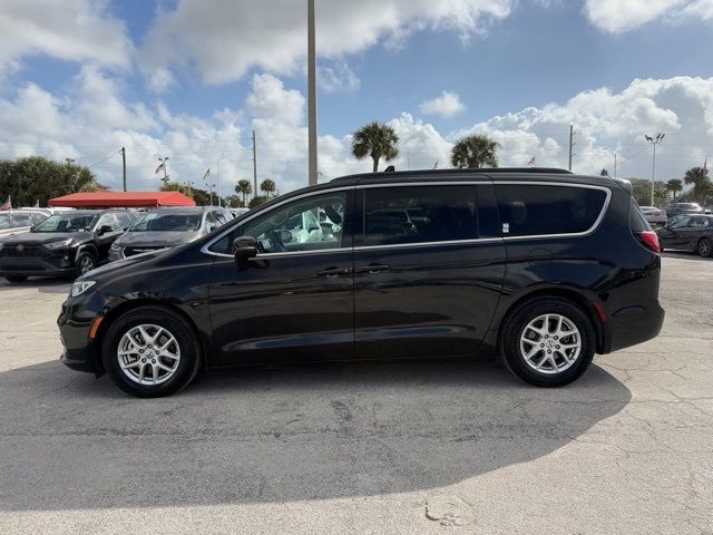 2022 Chrysler Pacifica Touring-L