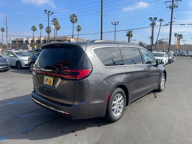 2022 Chrysler Pacifica Touring-L