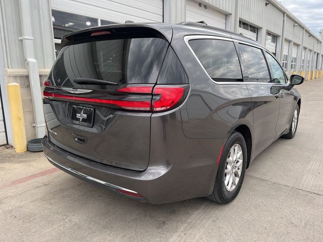 2022 Chrysler Pacifica Touring-L