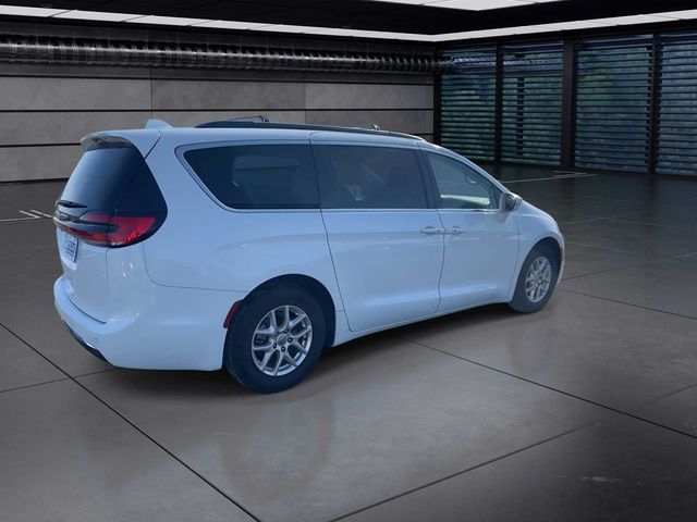 2022 Chrysler Pacifica Touring-L