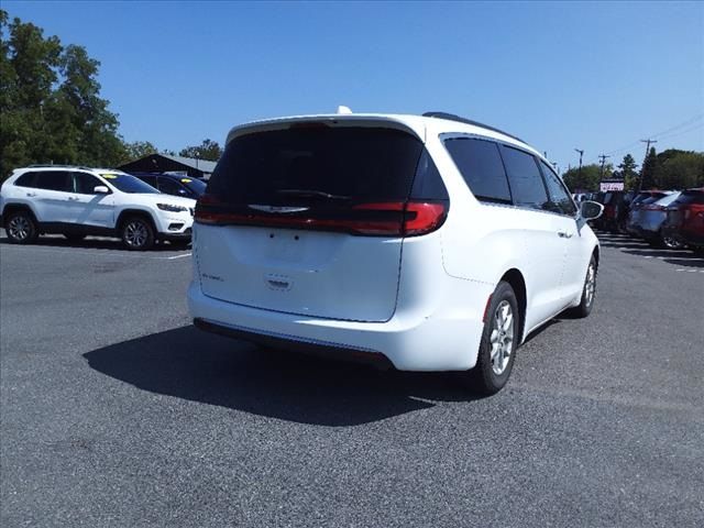 2022 Chrysler Pacifica Touring-L