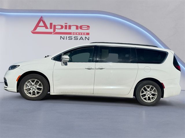 2022 Chrysler Pacifica Touring-L