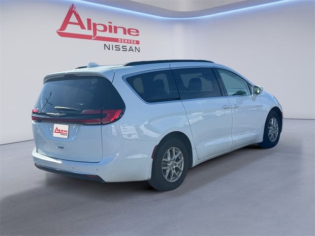 2022 Chrysler Pacifica Touring-L