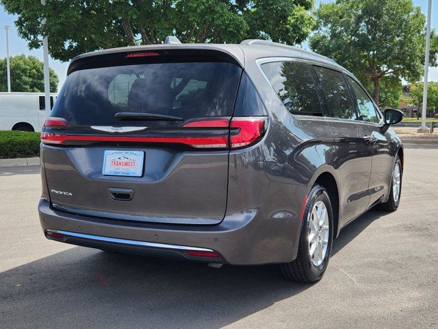 2022 Chrysler Pacifica Touring-L