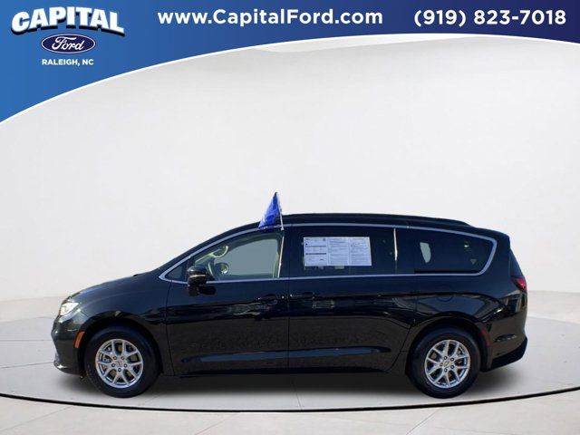 2022 Chrysler Pacifica Touring-L