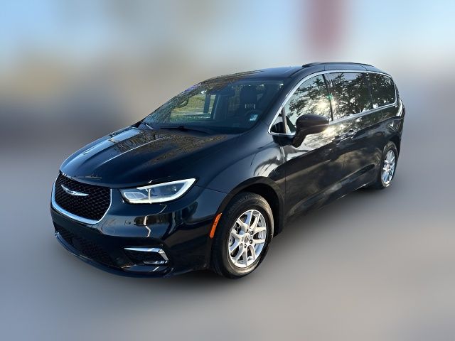 2022 Chrysler Pacifica Touring-L