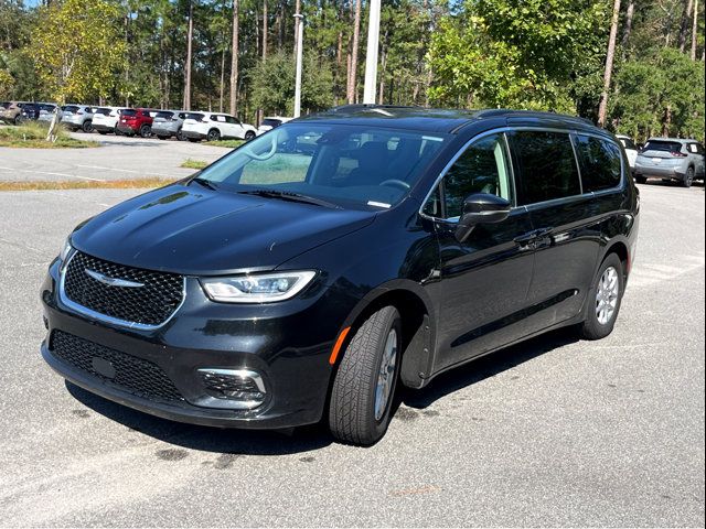 2022 Chrysler Pacifica Touring-L