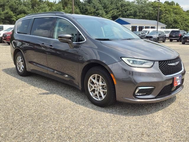 2022 Chrysler Pacifica Touring-L