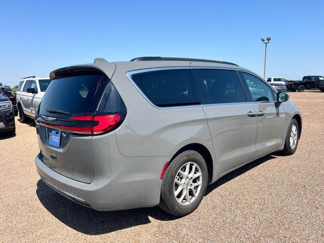 2022 Chrysler Pacifica Touring-L