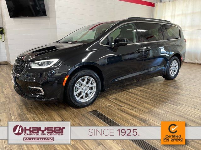 2022 Chrysler Pacifica Touring-L