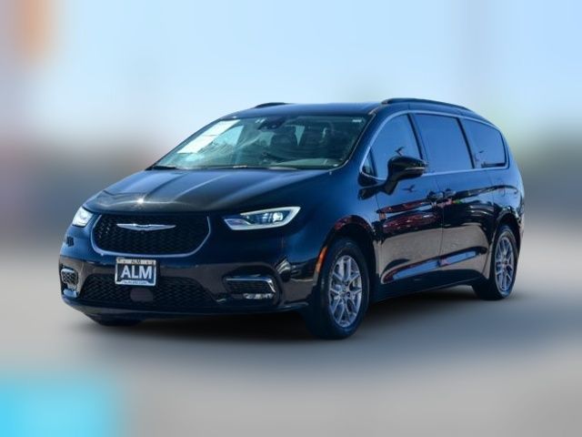 2022 Chrysler Pacifica Touring-L