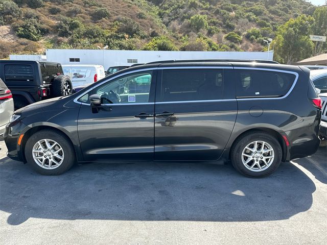 2022 Chrysler Pacifica Touring-L