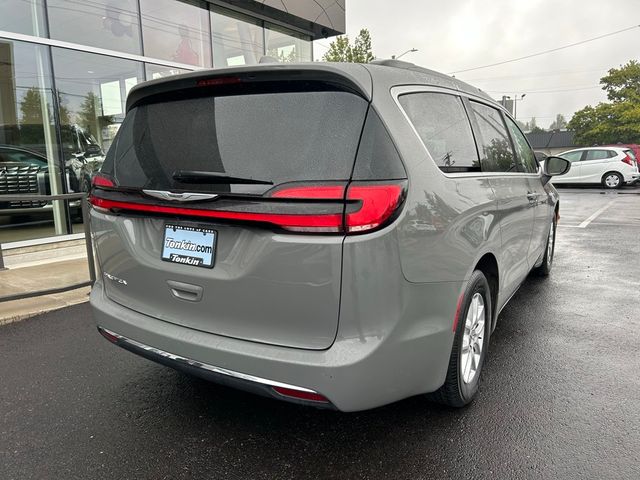 2022 Chrysler Pacifica Touring-L