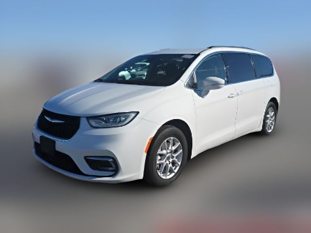 2022 Chrysler Pacifica Touring-L