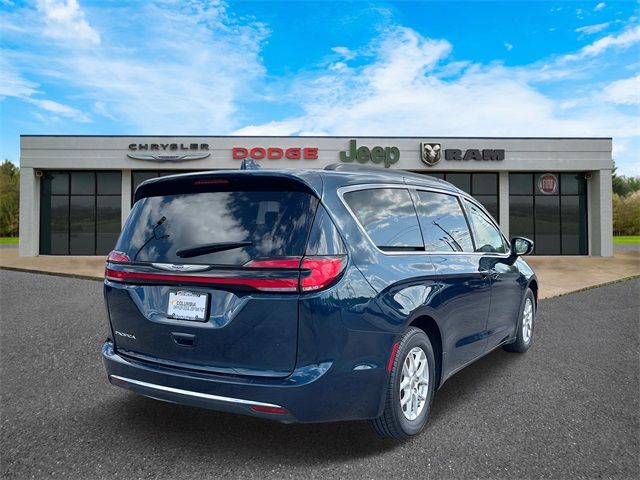 2022 Chrysler Pacifica Touring-L