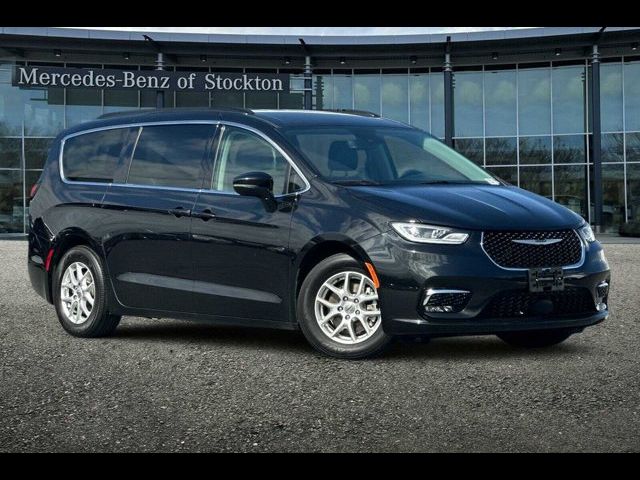 2022 Chrysler Pacifica Touring-L