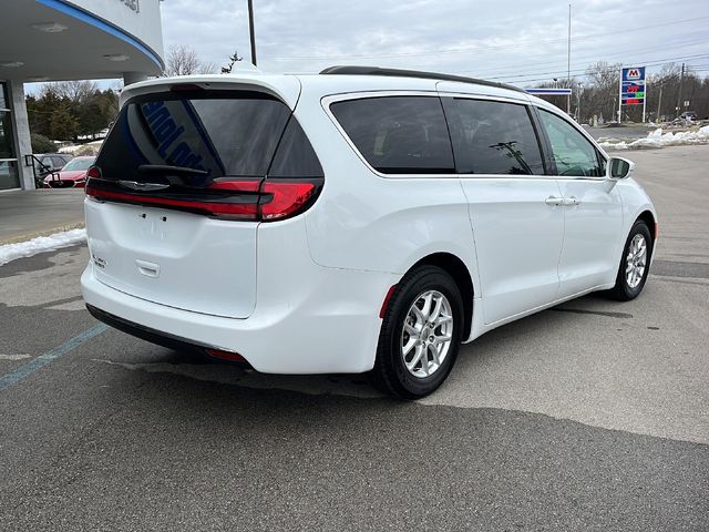 2022 Chrysler Pacifica Touring-L