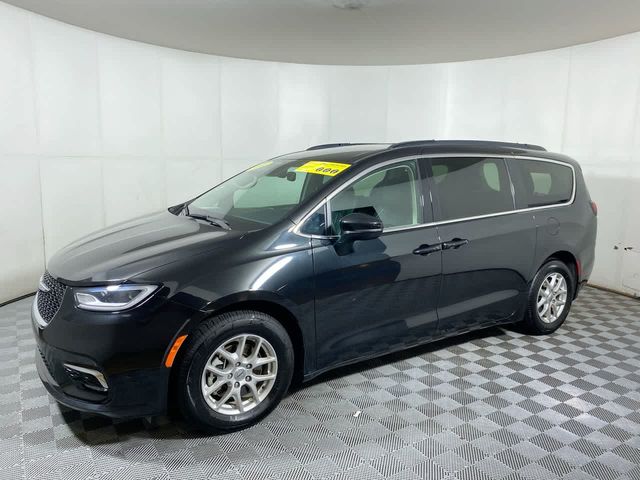 2022 Chrysler Pacifica Touring-L