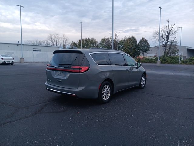 2022 Chrysler Pacifica Touring-L