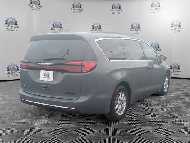 2022 Chrysler Pacifica Touring-L