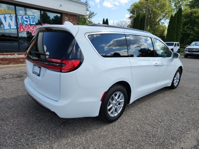 2022 Chrysler Pacifica Touring-L