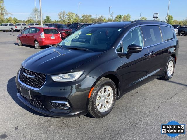 2022 Chrysler Pacifica Touring-L