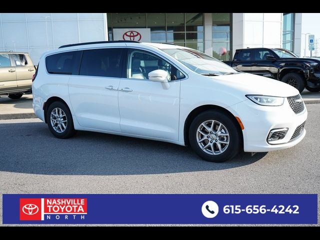 2022 Chrysler Pacifica Touring-L