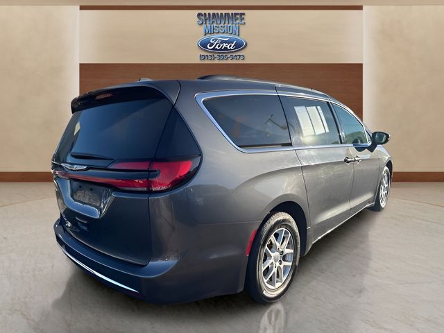 2022 Chrysler Pacifica Touring-L