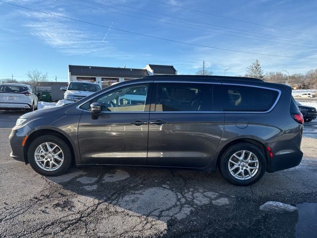 2022 Chrysler Pacifica Touring-L