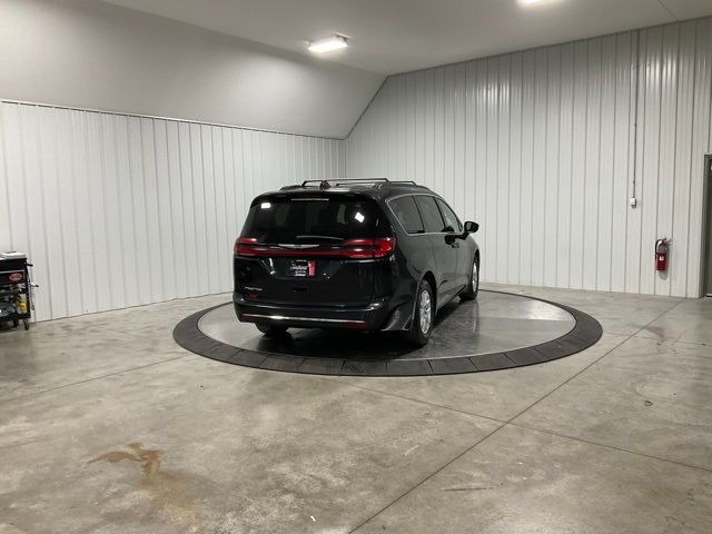 2022 Chrysler Pacifica Touring-L