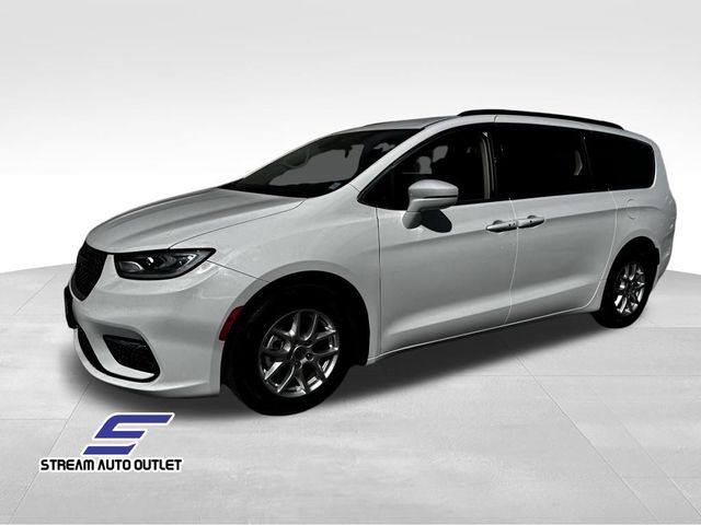 2022 Chrysler Pacifica Touring-L