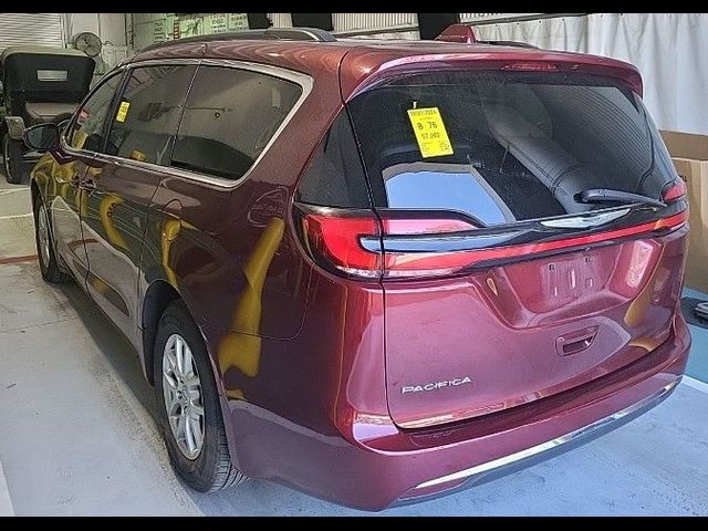 2022 Chrysler Pacifica Touring-L