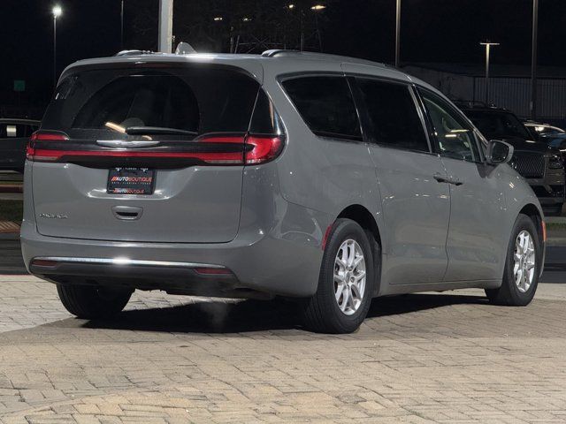 2022 Chrysler Pacifica Touring-L