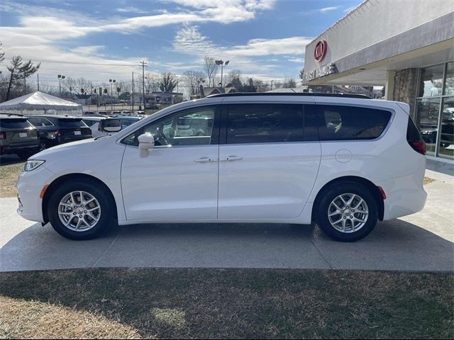 2022 Chrysler Pacifica Touring-L