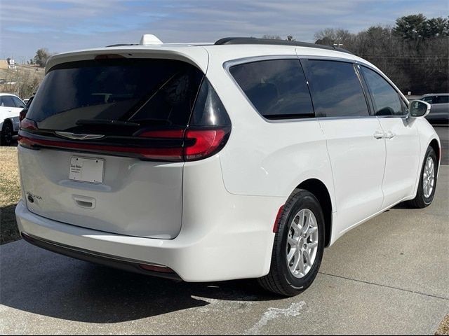 2022 Chrysler Pacifica Touring-L