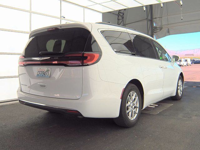 2022 Chrysler Pacifica Touring-L