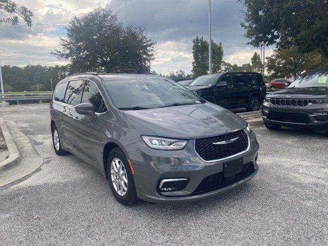 2022 Chrysler Pacifica Touring-L