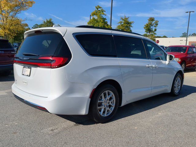 2022 Chrysler Pacifica Touring-L