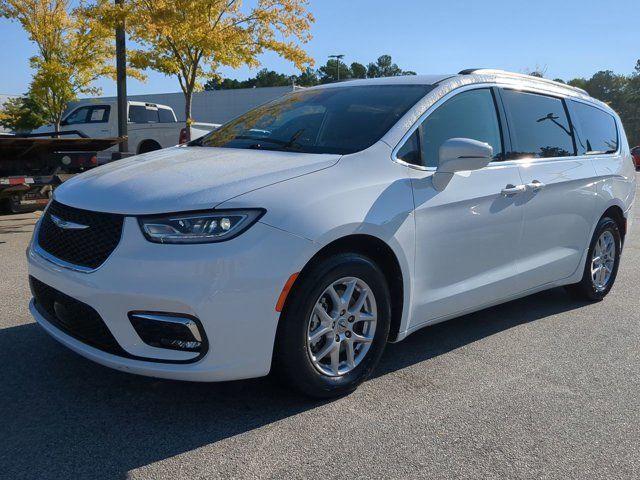 2022 Chrysler Pacifica Touring-L