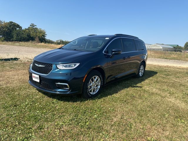 2022 Chrysler Pacifica Touring-L