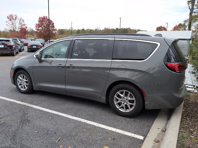 2022 Chrysler Pacifica Touring-L