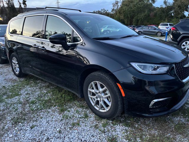 2022 Chrysler Pacifica Touring-L