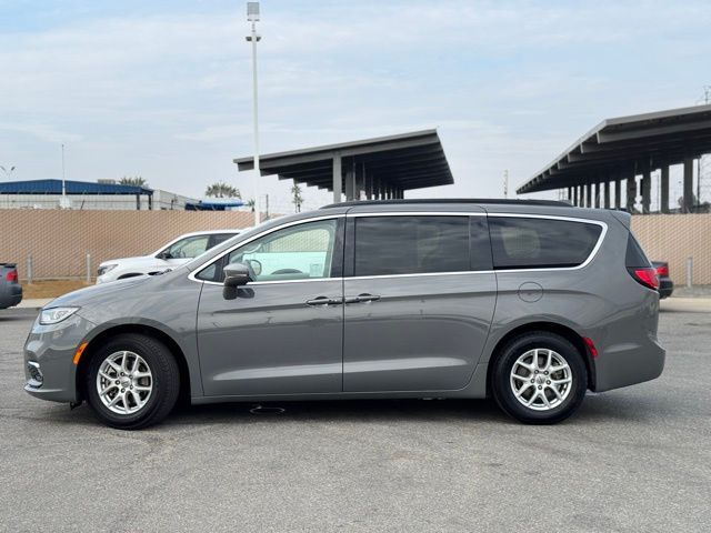 2022 Chrysler Pacifica Touring-L