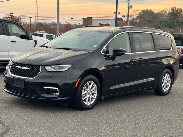 2022 Chrysler Pacifica Touring-L