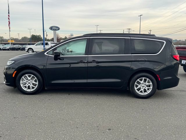 2022 Chrysler Pacifica Touring-L