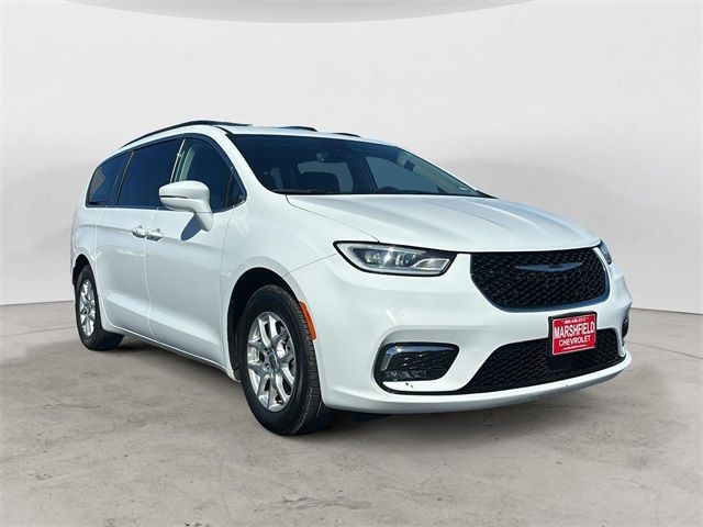 2022 Chrysler Pacifica Touring-L