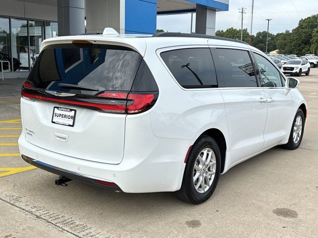 2022 Chrysler Pacifica Touring-L